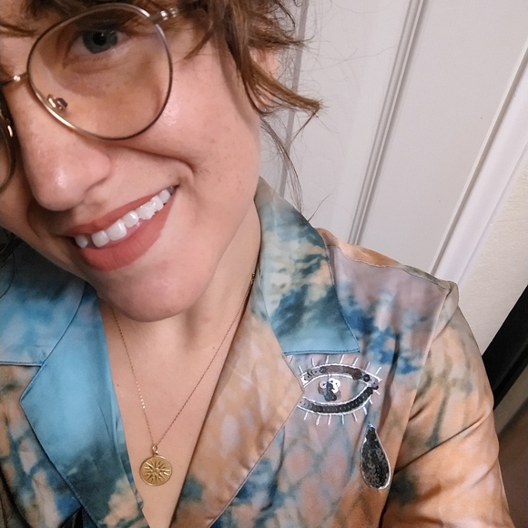 Meet your Posher, Katie - Picture 1 of 1